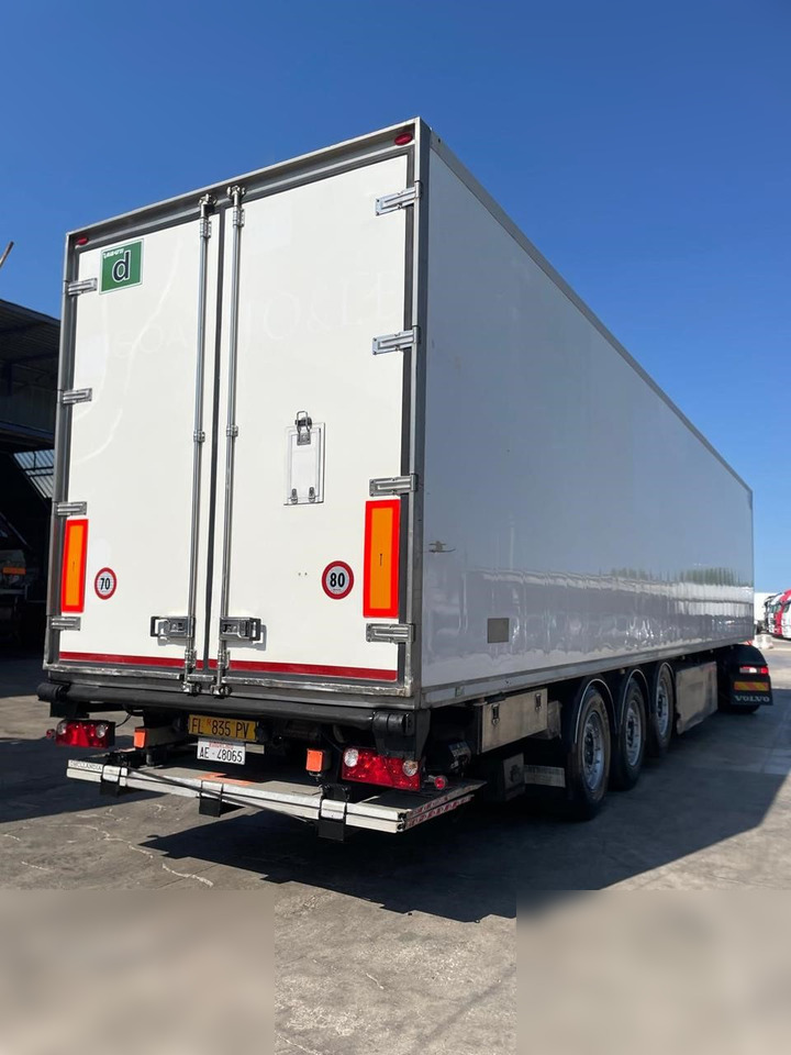 CARMOSINO - Полуприколка ладилник: слика 3 CARMOSINO - Полуприколка ладилник: слика 3