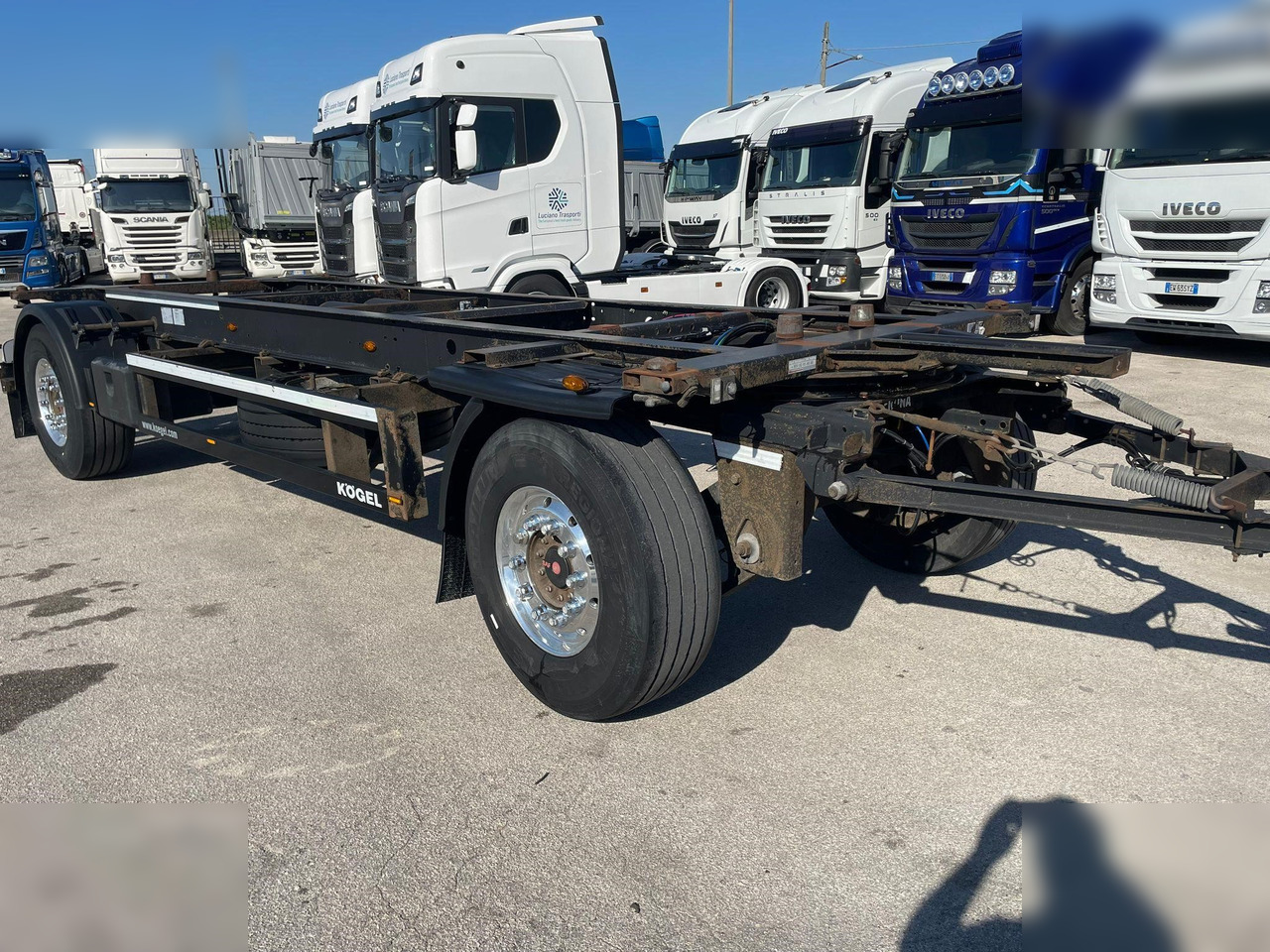 KÖGEL - Транспортер на контејнер/ Приколка со променливо тело: слика 2 KÖGEL - Транспортер на контејнер/ Приколка со променливо тело: слика 2