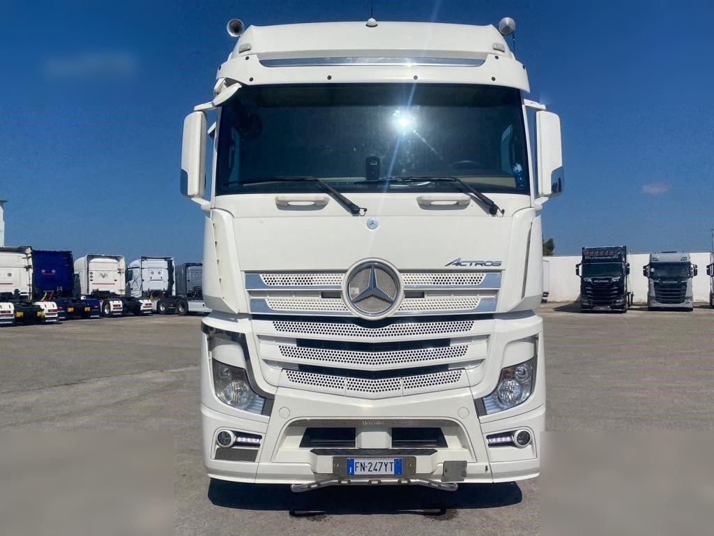 MERCEDES-BENZ ACTROS 2545 - Камион со кабинска шасија: слика 2 MERCEDES-BENZ ACTROS 2545 - Камион со кабинска шасија: слика 2