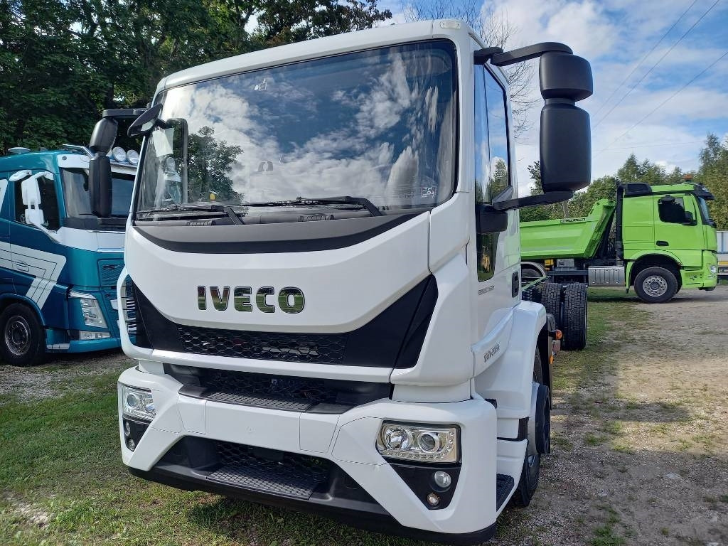 Iveco Eurocargo ML180E/FP, NEW, NOT USED - Камион со кабинска шасија: слика 4 Iveco Eurocargo ML180E/FP, NEW, NOT USED - Камион со кабинска шасија: слика 4