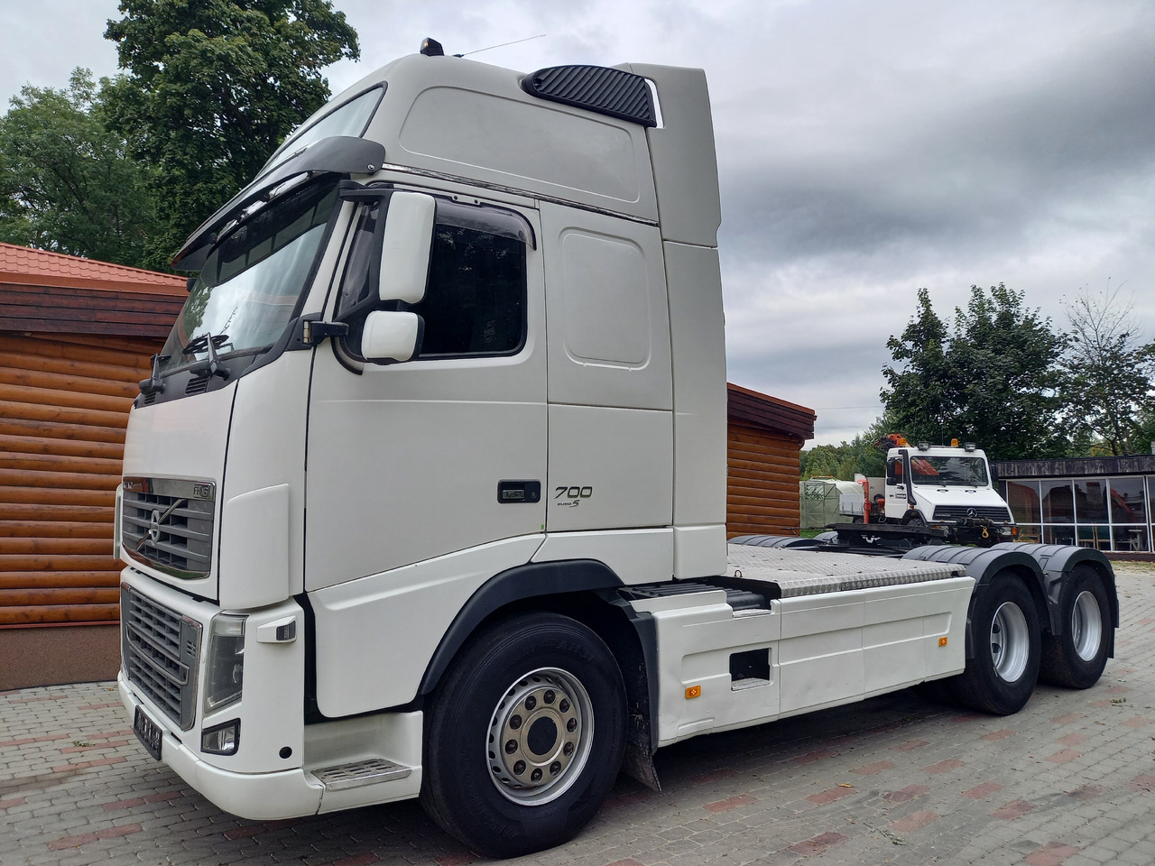 VOLVO FH 16, 6x4, 700, HÜDRAULIKA - Камион влекач: слика 3 VOLVO FH 16, 6x4, 700, HÜDRAULIKA - Камион влекач: слика 3