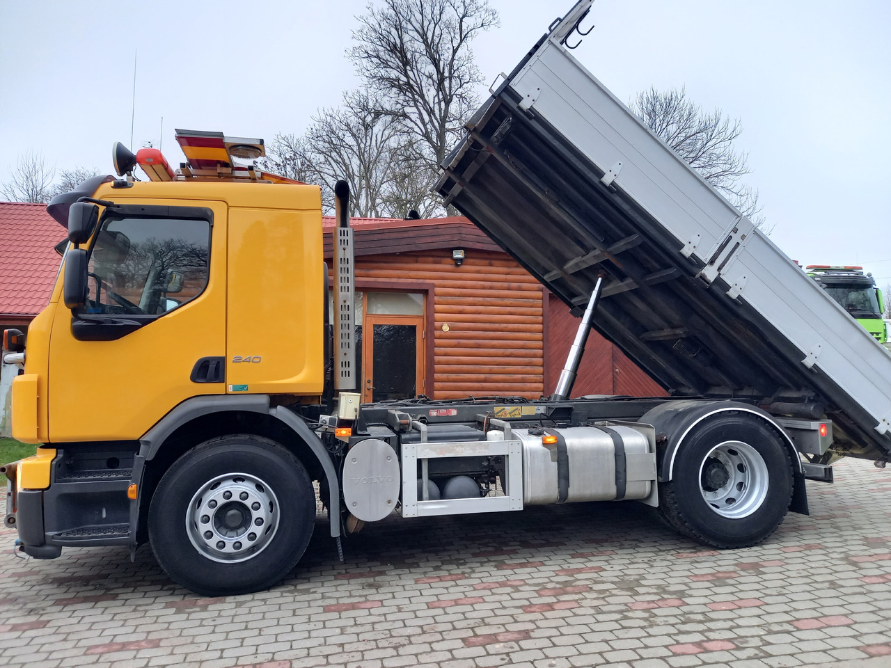 VOLVO FE 240, 4x2, EURO 5, TIPPER - Кипер: слика 1 VOLVO FE 240, 4x2, EURO 5, TIPPER - Кипер: слика 1