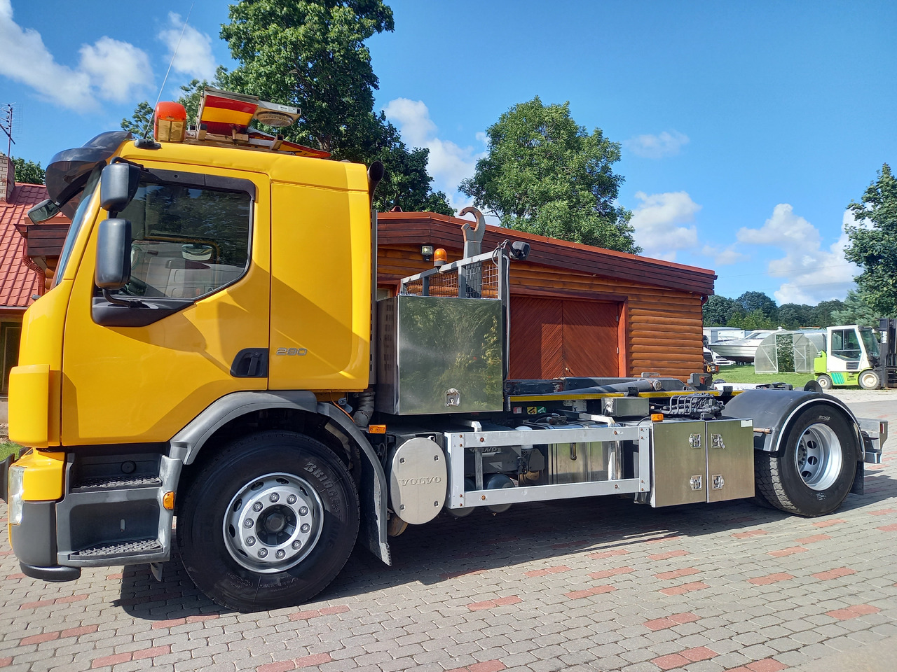 Volvo FE 280, 4x2, Hooklift - Камион со кука за подигање: слика 5 Volvo FE 280, 4x2, Hooklift - Камион со кука за подигање: слика 5