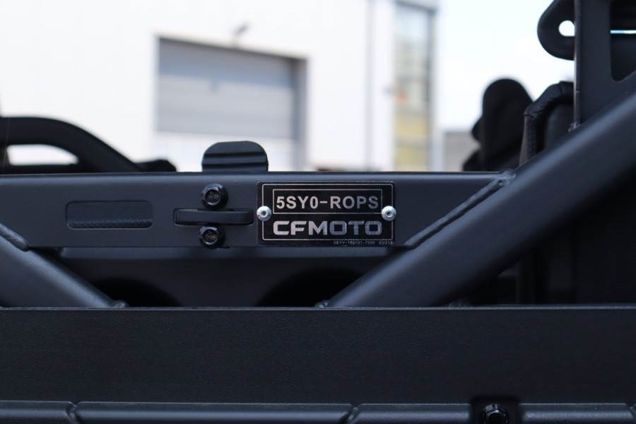 Сетеренско возило/ Квад CFMoto UFORCE 1000XL 4x4 independant suspension, LED, LED: слика 15
