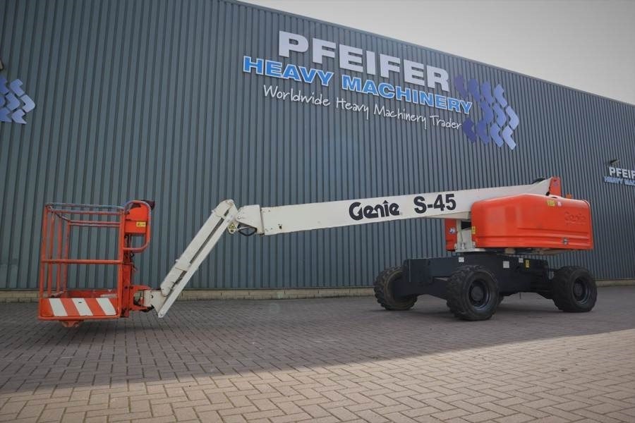 Genie S45 Valid inspection, Diesel, 4x4 Drive, 15.72 m W - Телескопска платформа: слика 1 Genie S45 Valid inspection, Diesel, 4x4 Drive, 15.72 m W - Телескопска платформа: слика 1