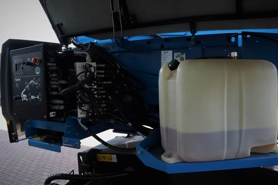 Телескопска платформа Genie S45XC Trax Valid inspection, *Guarantee! Diesel, 4: слика 16