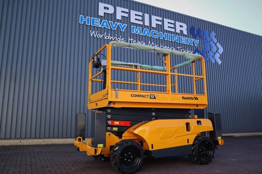 Haulotte Compact 12DX Valid Inspection, *Guarantee! Diesel, - Кревач ножица: слика 1 Haulotte Compact 12DX Valid Inspection, *Guarantee! Diesel, - Кревач ножица: слика 1