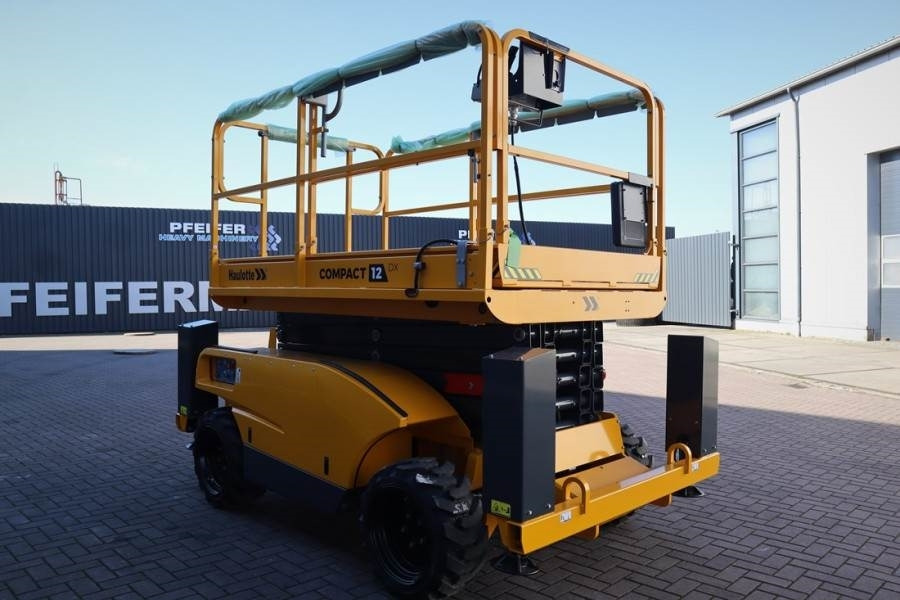 Haulotte Compact 12DX Valid Inspection, *Guarantee! Diesel, - Кревач ножица: слика 2 Haulotte Compact 12DX Valid Inspection, *Guarantee! Diesel, - Кревач ножица: слика 2