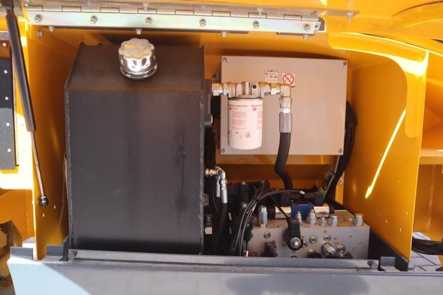 Haulotte Compact 12DX Valid Inspection, *Guarantee! Diesel, - Кревач ножица: слика 3 Haulotte Compact 12DX Valid Inspection, *Guarantee! Diesel, - Кревач ножица: слика 3