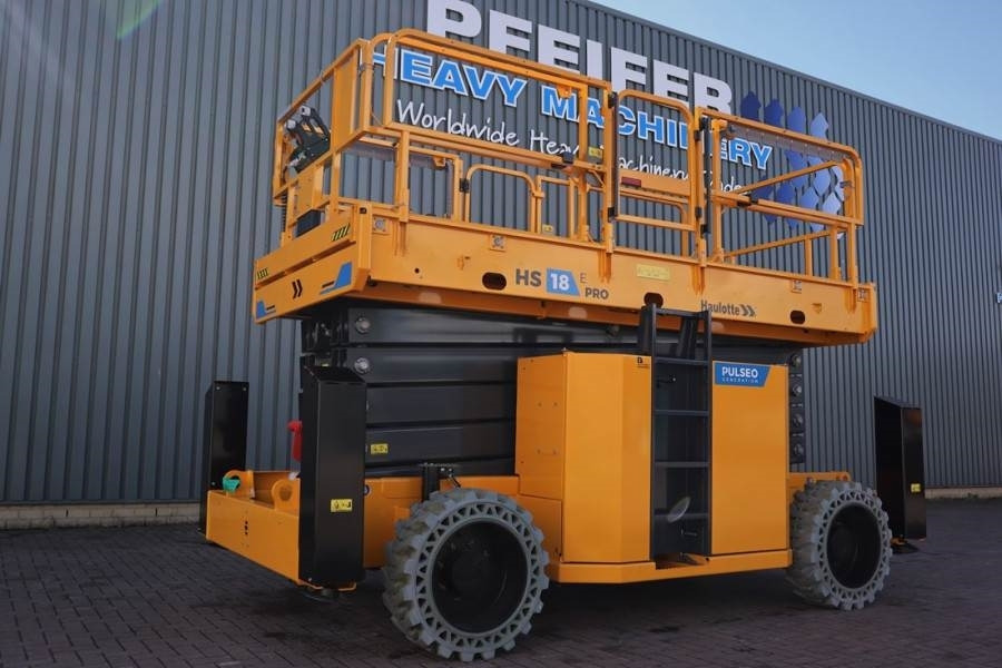 Haulotte HS18EPRO Full Electric 4x4 Drive, Versatile Use: O  - Кревач ножица: слика 1 Haulotte HS18EPRO Full Electric 4x4 Drive, Versatile Use: O  - Кревач ножица: слика 1