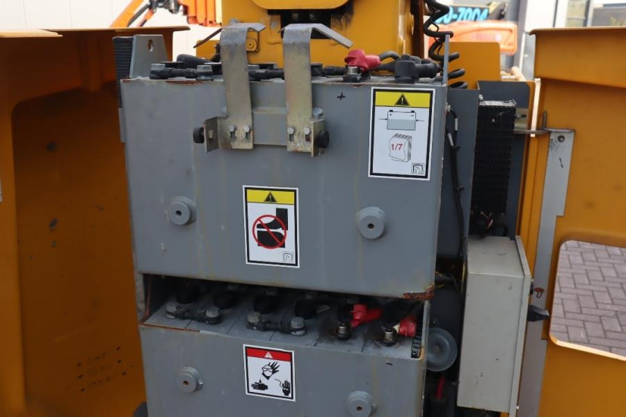 Haulotte STAR 10 As-Is, Electric, 10m Working Height, 3m Re - Дигачка зглобна платформа: слика 4 Haulotte STAR 10 As-Is, Electric, 10m Working Height, 3m Re - Дигачка зглобна платформа: слика 4