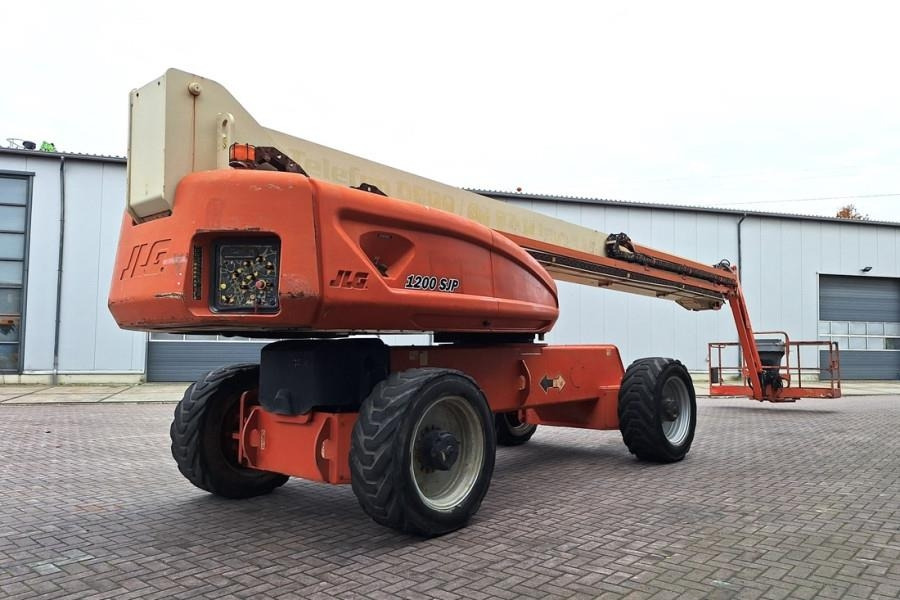 JLG 1200SJP Diesel, 38.7m Working Height, 23.5m Reach, - Дигачка зглобна платформа: слика 2 JLG 1200SJP Diesel, 38.7m Working Height, 23.5m Reach, - Дигачка зглобна платформа: слика 2
