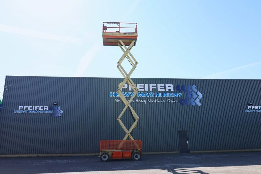 JLG 3369LE Electric, 12m Working Height, 450kg Capacit - Кревач ножица: слика 3 JLG 3369LE Electric, 12m Working Height, 450kg Capacit - Кревач ножица: слика 3