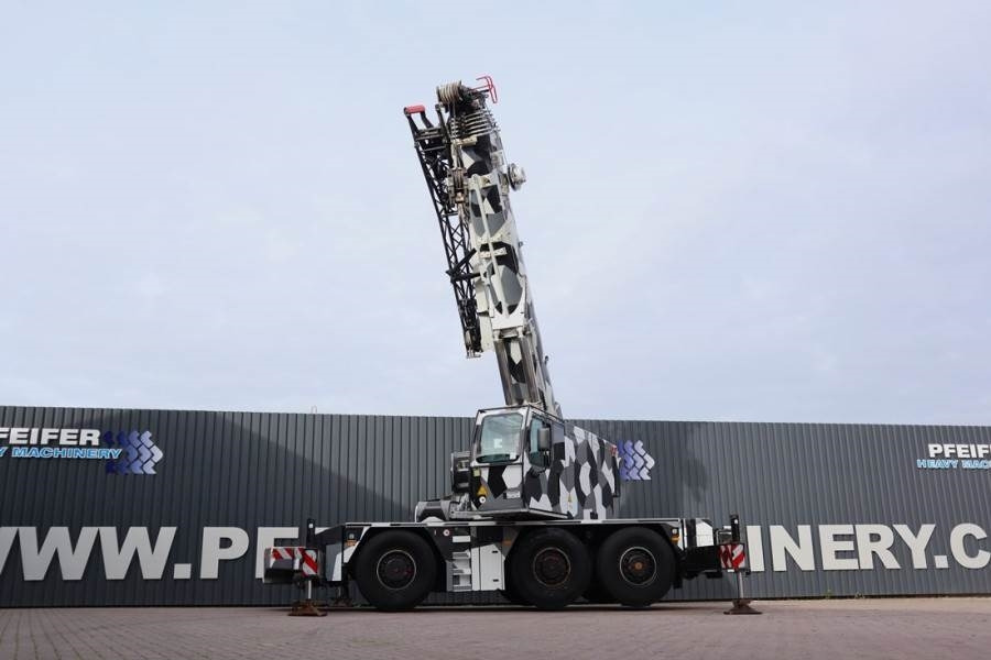 Liebherr LTC1055-3.1 Diesel, 6x6x6 Drive, 55t Capacity, 36m - Кран за секакви терени: слика 2 Liebherr LTC1055-3.1 Diesel, 6x6x6 Drive, 55t Capacity, 36m - Кран за секакви терени: слика 2
