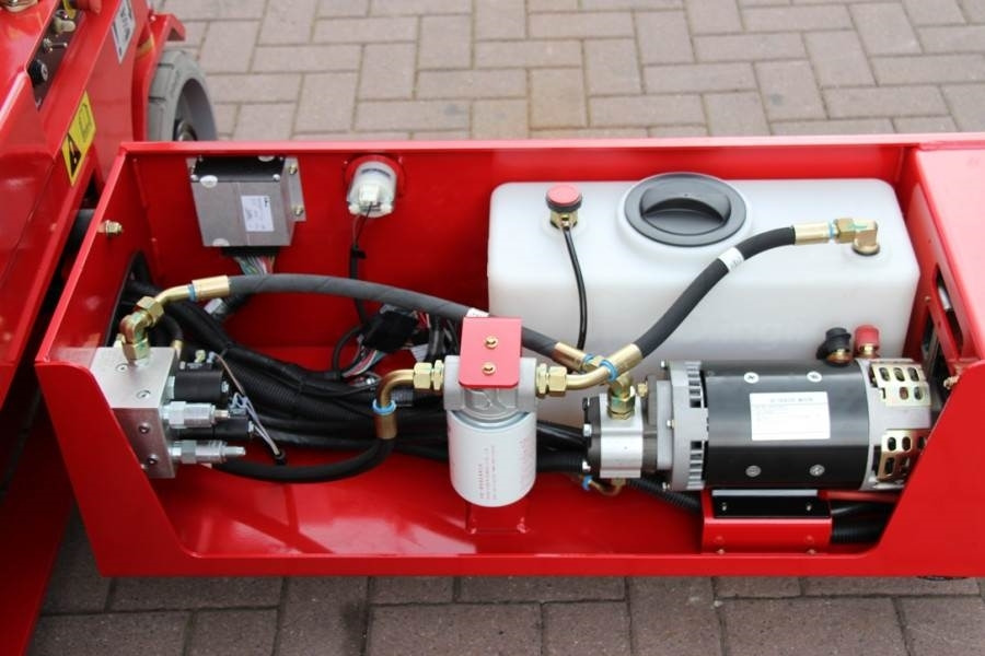 Magni ES1012E Electric, 10m Working Height, 450kg Capaci - Кревач ножица: слика 4 Magni ES1012E Electric, 10m Working Height, 450kg Capaci - Кревач ножица: слика 4