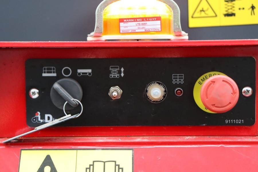Magni ES1612E Valid inspection, *Guarantee!, Electric, 1 - Кревач ножица: слика 4 Magni ES1612E Valid inspection, *Guarantee!, Electric, 1 - Кревач ножица: слика 4