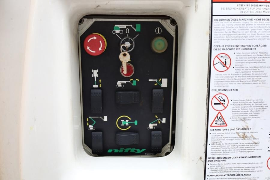 Niftylift HR17NE Electric, 17m Working Height, 9.7m Reach, 2 - Дигачка зглобна платформа: слика 4 Niftylift HR17NE Electric, 17m Working Height, 9.7m Reach, 2 - Дигачка зглобна платформа: слика 4