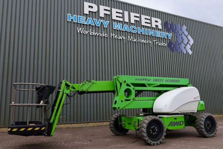 Niftylift HR21 HYBRIDE Hybrid, 4x4 Drive, 21m Working Height - Дигачка зглобна платформа: слика 1 Niftylift HR21 HYBRIDE Hybrid, 4x4 Drive, 21m Working Height - Дигачка зглобна платформа: слика 1