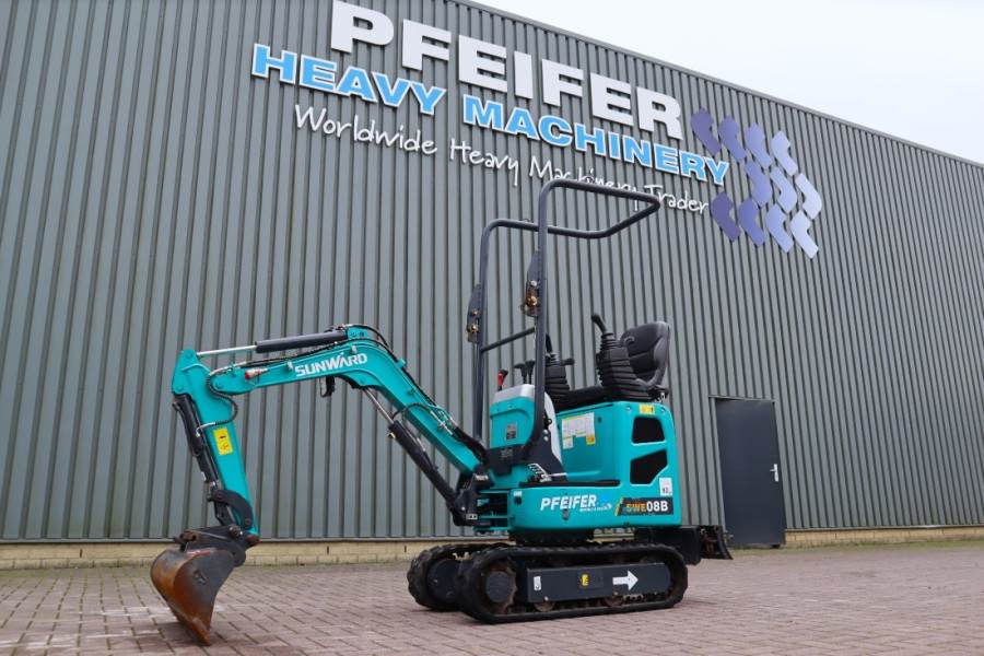 Мини багер Sunward SWE08B Low Hours, CE certification, Diesel, Extend: слика 1