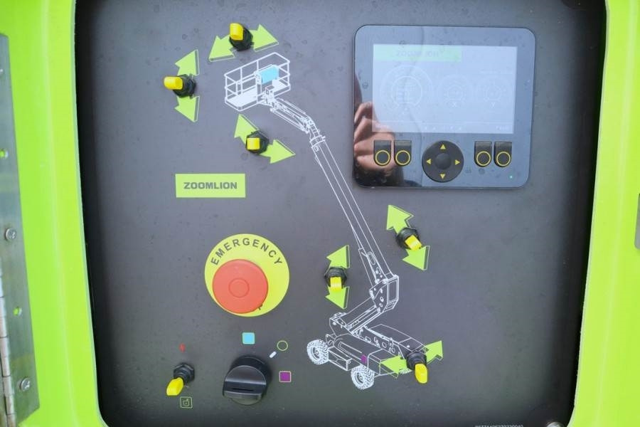 Zoomlion ZT26JE Fully Electric Lithium-Powered, 4x4 Rough T - Телескопска платформа: слика 3 Zoomlion ZT26JE Fully Electric Lithium-Powered, 4x4 Rough T - Телескопска платформа: слика 3