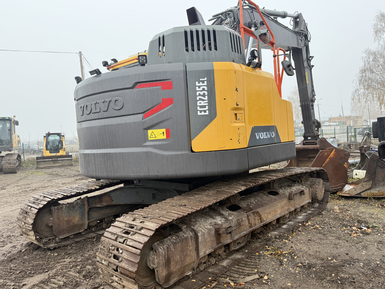 VOLVO 235 - Багер гасеничар: слика 2 VOLVO 235 - Багер гасеничар: слика 2