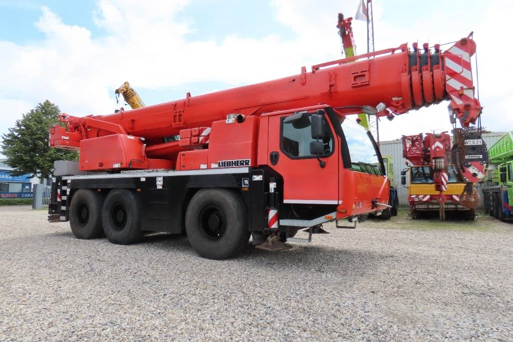Liebherr LTM 1055-3.2 - Кран за секакви терени: слика 2 Liebherr LTM 1055-3.2 - Кран за секакви терени: слика 2