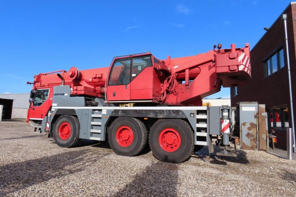 Liebherr LTM 1055-3.2 - Кран за секакви терени: слика 4 Liebherr LTM 1055-3.2 - Кран за секакви терени: слика 4