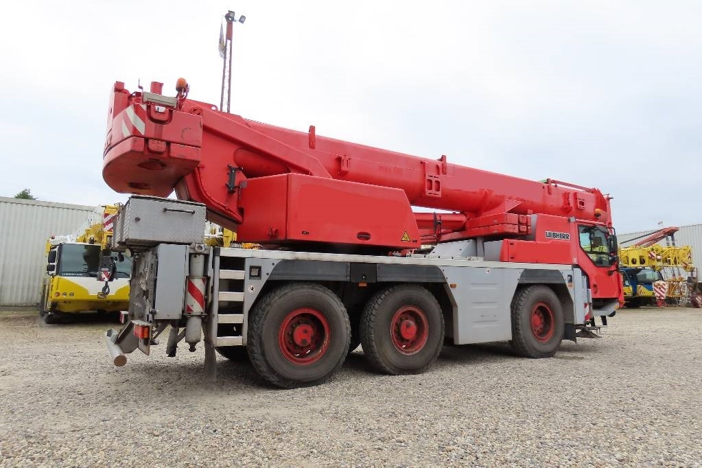 Liebherr LTM 1055-3.2 - Кран за секакви терени: слика 3 Liebherr LTM 1055-3.2 - Кран за секакви терени: слика 3