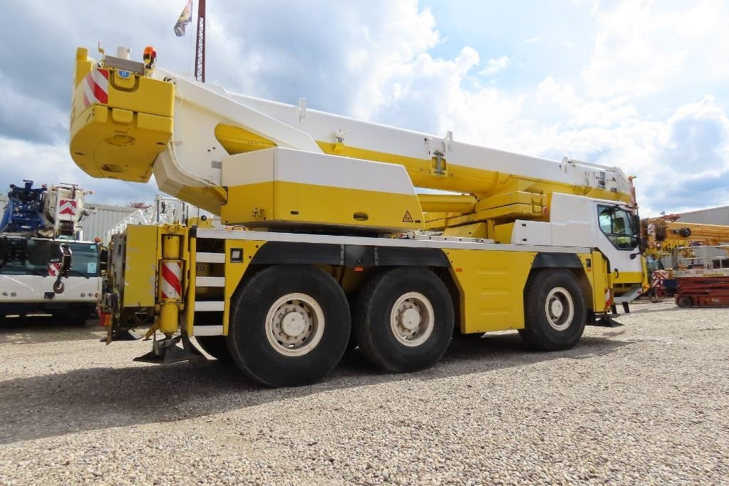 Liebherr LTM 1055-3.2 - Кран за секакви терени: слика 3 Liebherr LTM 1055-3.2 - Кран за секакви терени: слика 3