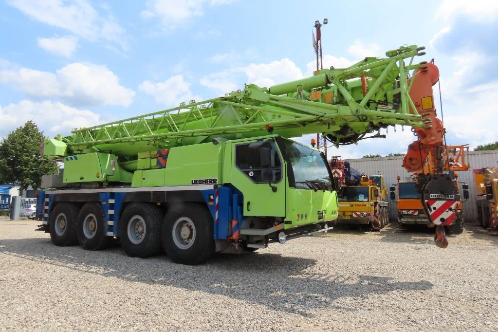 Liebherr LTM 1070-4.1 - Кран за секакви терени: слика 2 Liebherr LTM 1070-4.1 - Кран за секакви терени: слика 2