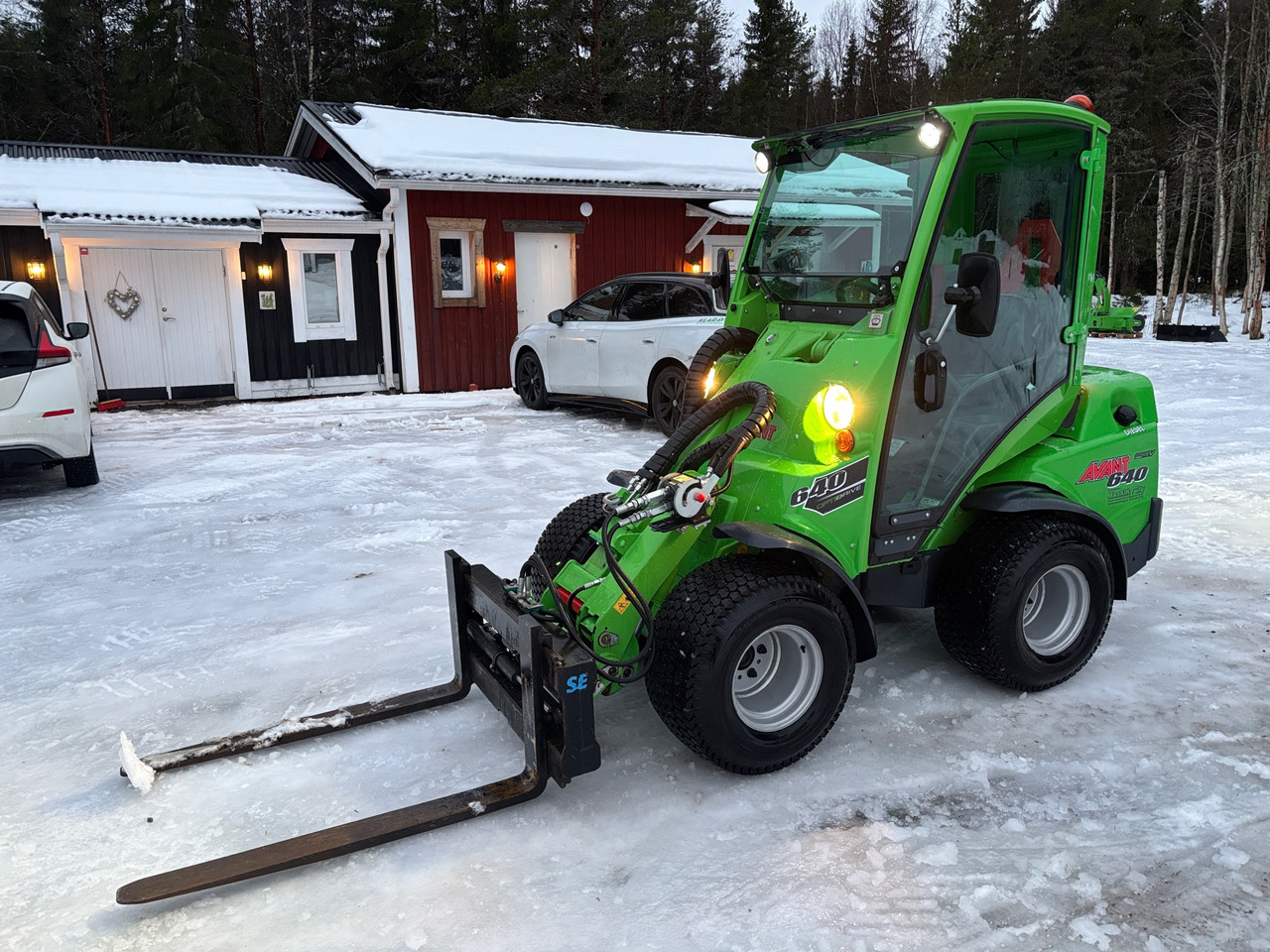 Avant 640 Optidrive - Земјоделски натоварувач: слика 1 Avant 640 Optidrive - Земјоделски натоварувач: слика 1