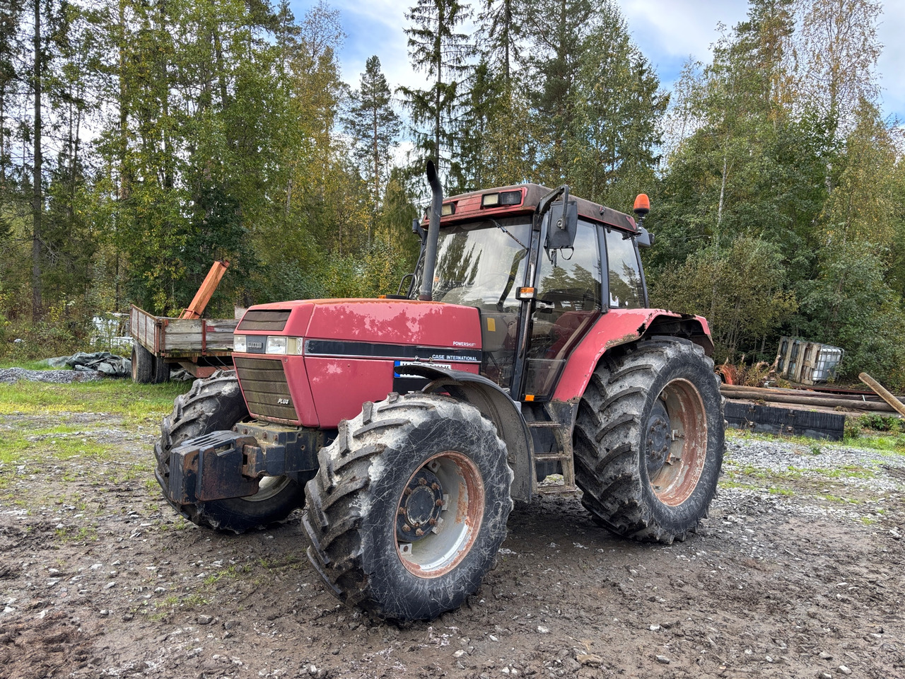 Case IH 5140 - Трактор: слика 1 Case IH 5140 - Трактор: слика 1