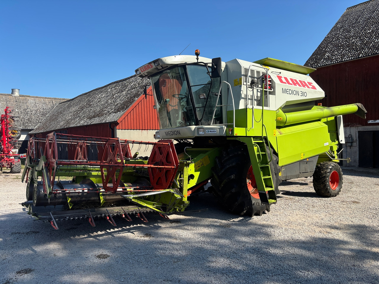 Claas Medion 310 - Комбајн: слика 1 Claas Medion 310 - Комбајн: слика 1