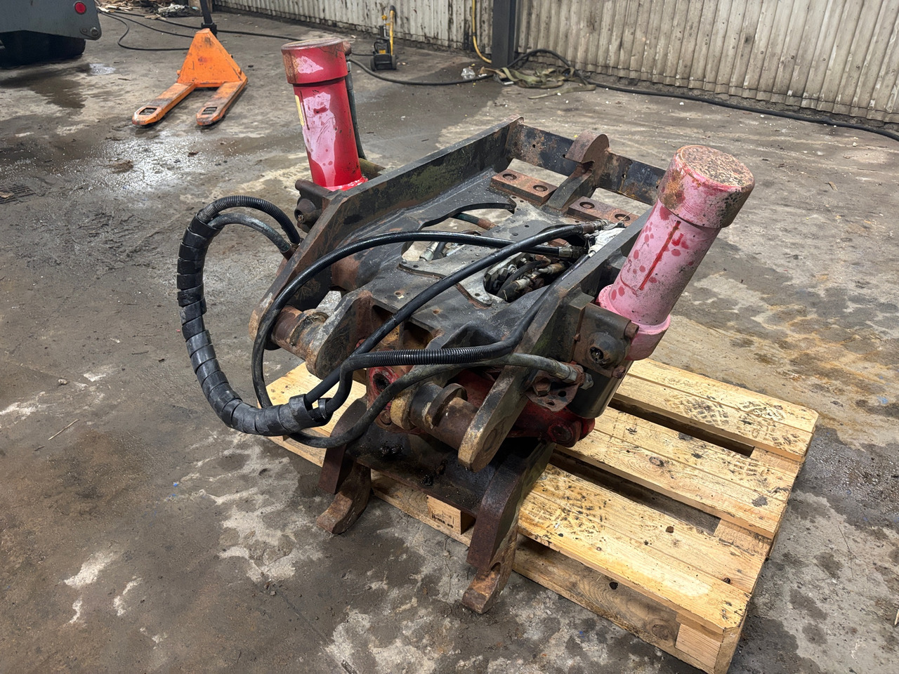 Indexator RT 60B - Тилтротатор: слика 1 Indexator RT 60B - Тилтротатор: слика 1