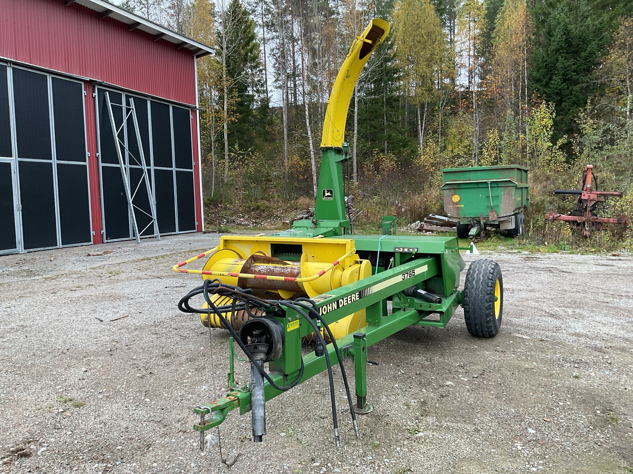 John Deere 3765 - Кршач на дрва: слика 1 John Deere 3765 - Кршач на дрва: слика 1