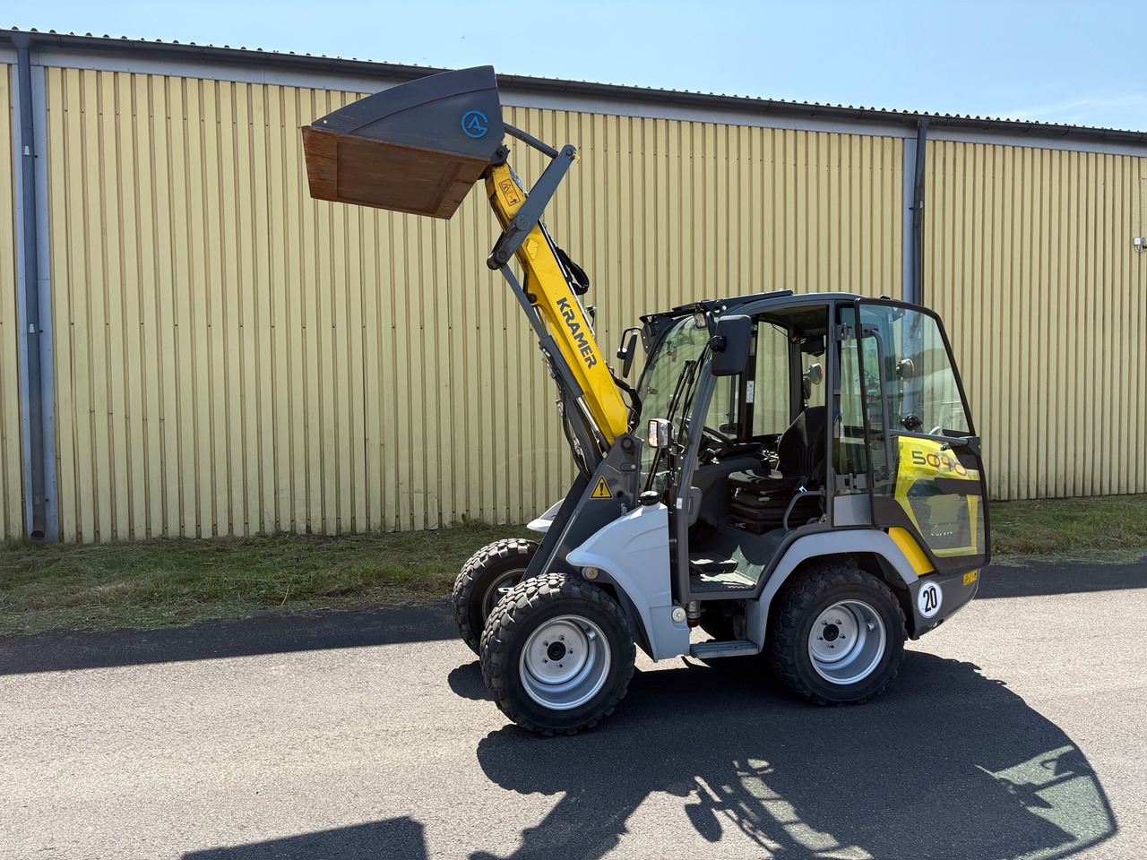 Kramer 5040 - Натоварувач на тркала: слика 1 Kramer 5040 - Натоварувач на тркала: слика 1