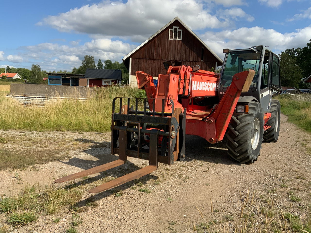 Manitou MT 1740 - Телескопски ракувач: слика 1 Manitou MT 1740 - Телескопски ракувач: слика 1