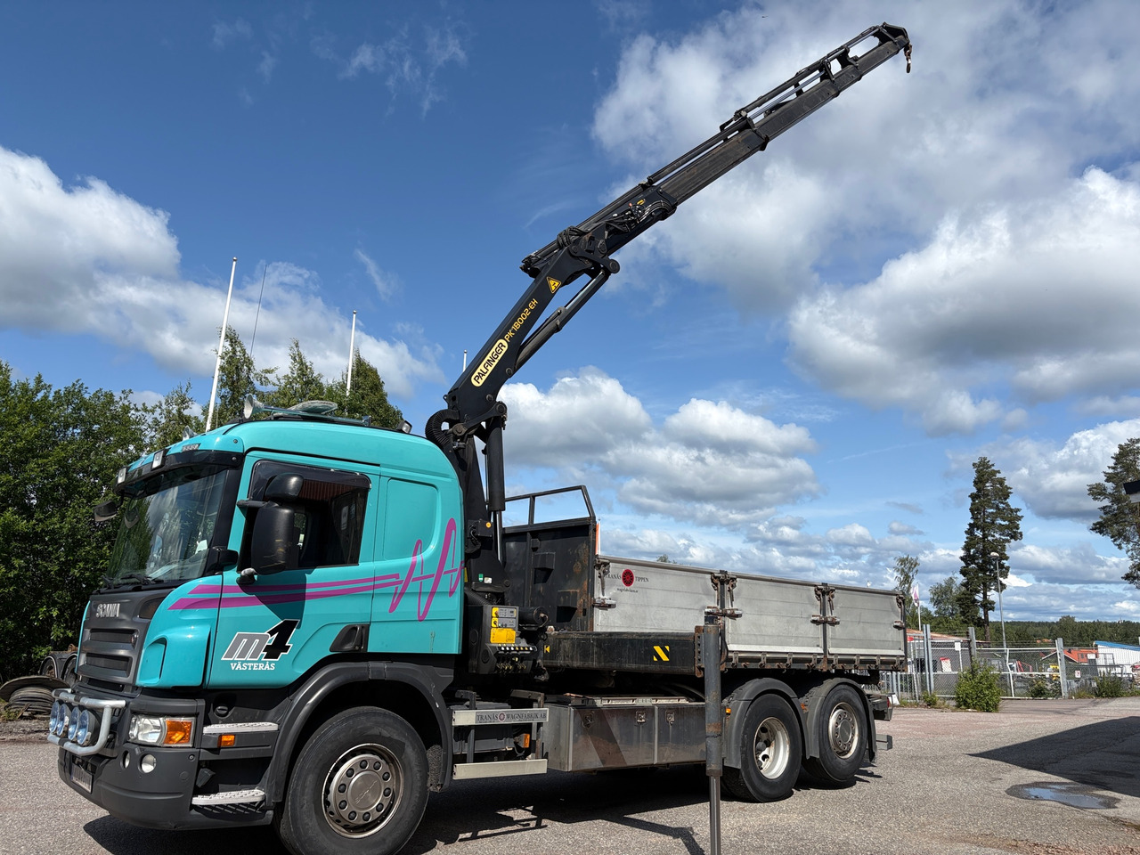 Scania P400LB6X2 - Камион со кран: слика 1 Scania P400LB6X2 - Камион со кран: слика 1