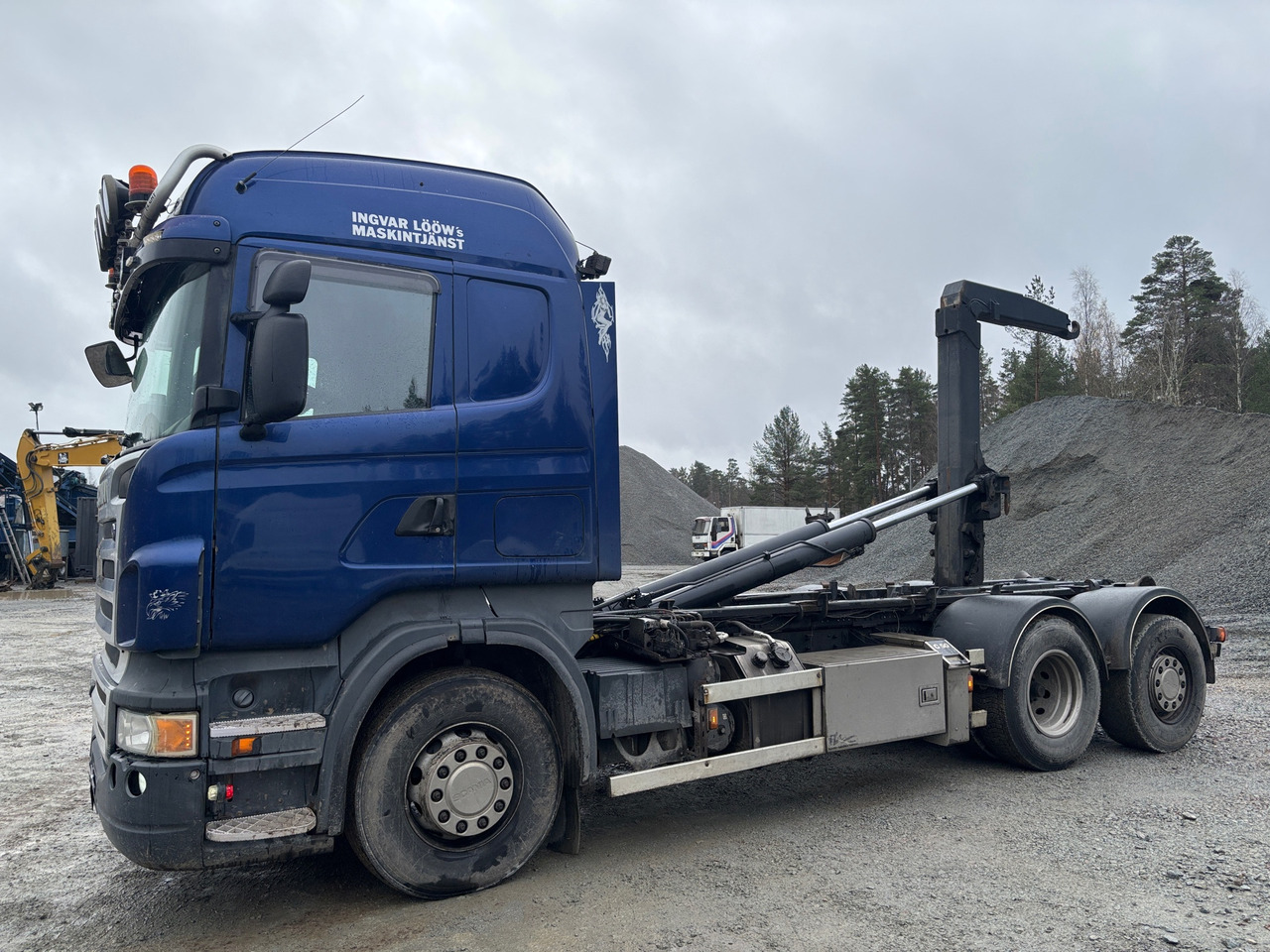Scania R480 6X2 - Камион со кука за подигање: слика 1 Scania R480 6X2 - Камион со кука за подигање: слика 1