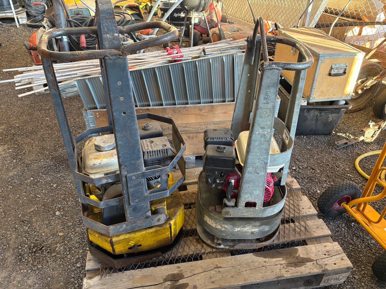 Swepac / Atlas Copco FR85 / SR 18/45 - Вибрациска плоча: слика 1 Swepac / Atlas Copco FR85 / SR 18/45 - Вибрациска плоча: слика 1