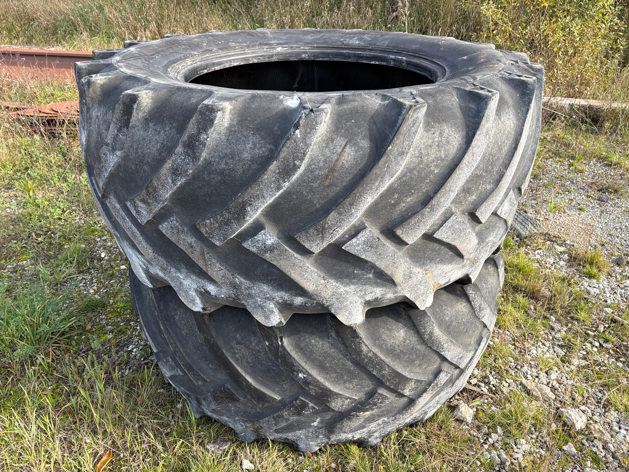 Trelleborg 700/65-38 Twin 414 - Гума за Земјоделска машина: слика 1 Trelleborg 700/65-38 Twin 414 - Гума за Земјоделска машина: слика 1