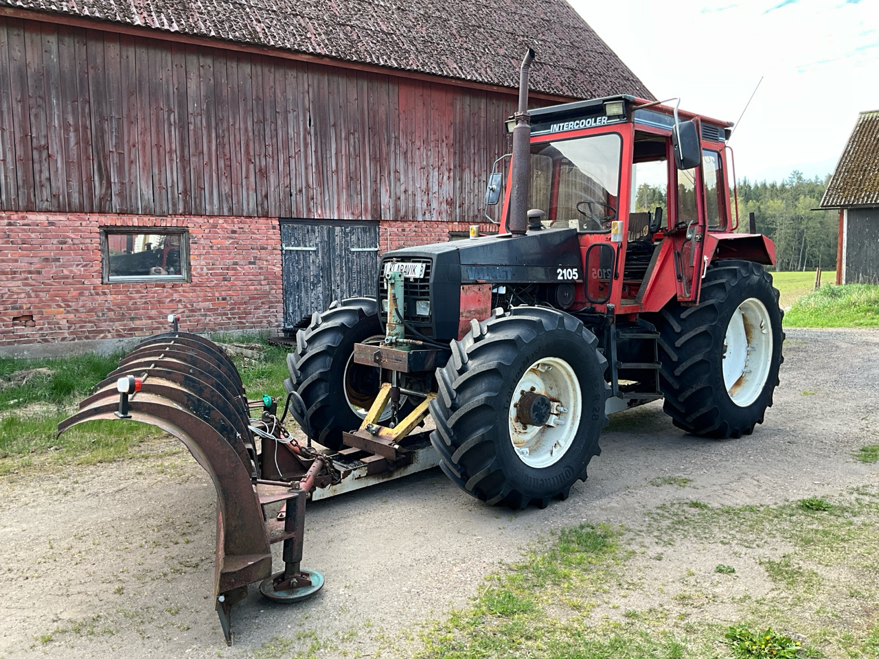 Valmet 2105 - Трактор: слика 1 Valmet 2105 - Трактор: слика 1