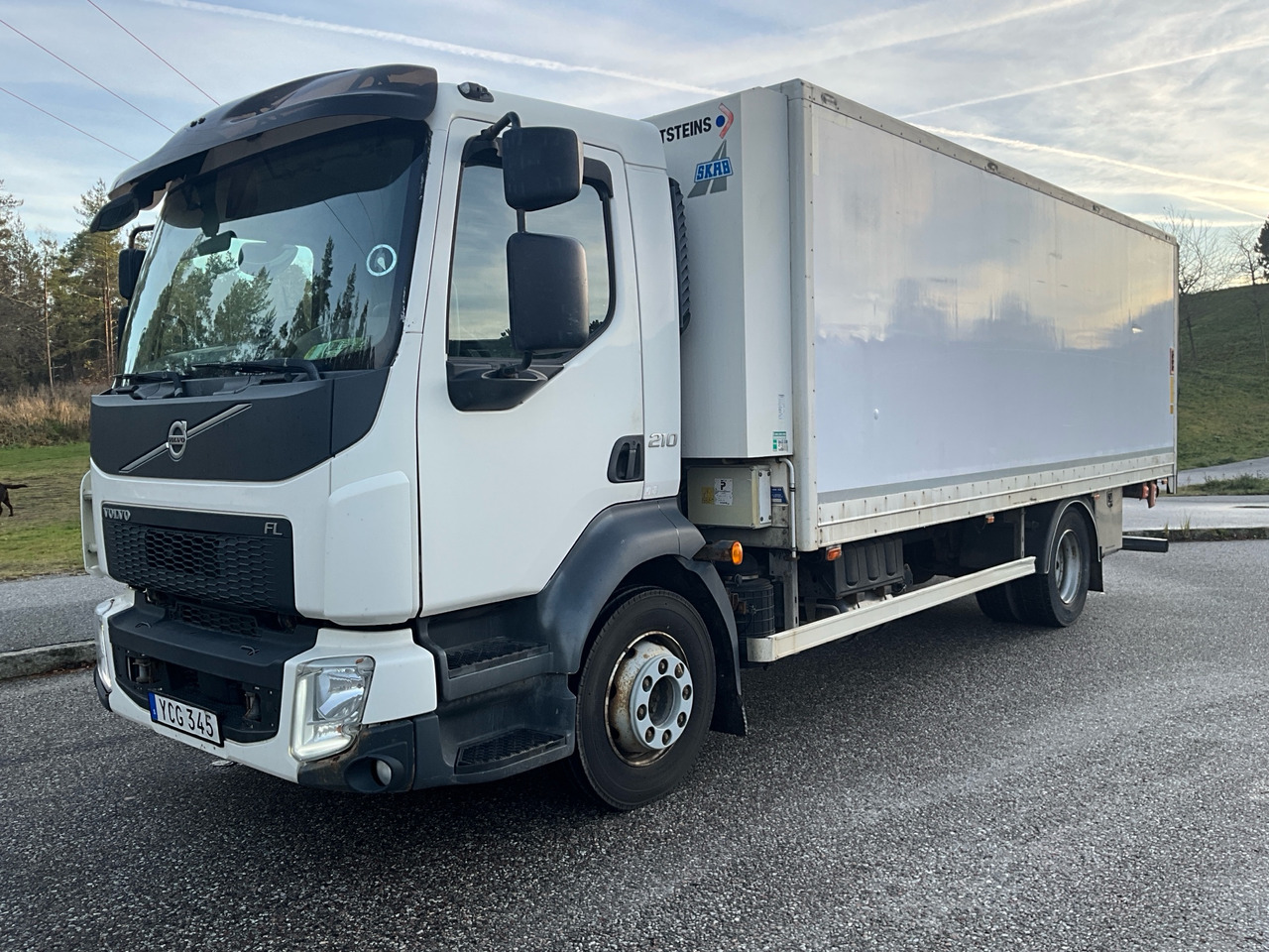 Volvo FL12 210 - Камион ладилник: слика 1 Volvo FL12 210 - Камион ладилник: слика 1