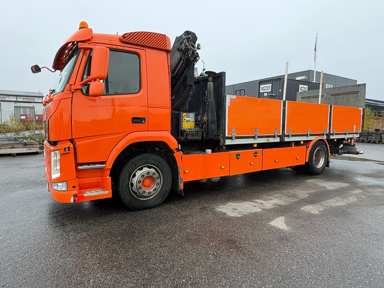 Volvo FM 4*2 - Камион со кран: слика 1 Volvo FM 4*2 - Камион со кран: слика 1