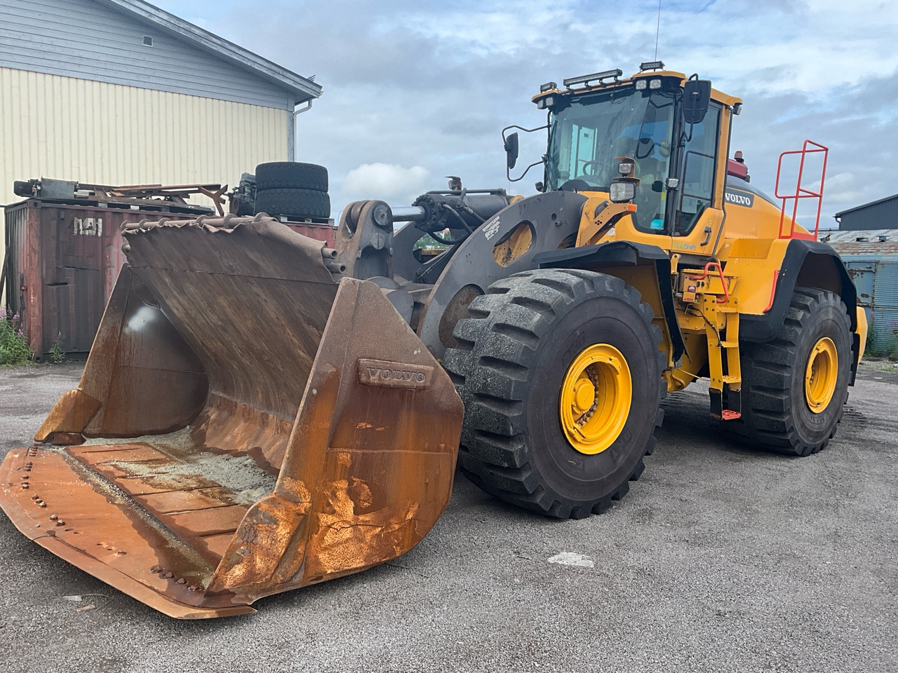 Volvo L260H - Натоварувач на тркала: слика 1 Volvo L260H - Натоварувач на тркала: слика 1