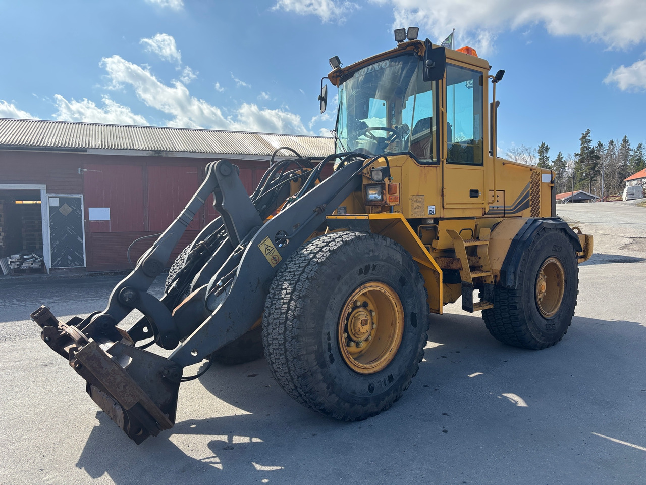 Volvo L70D - Натоварувач на тркала: слика 1 Volvo L70D - Натоварувач на тркала: слика 1