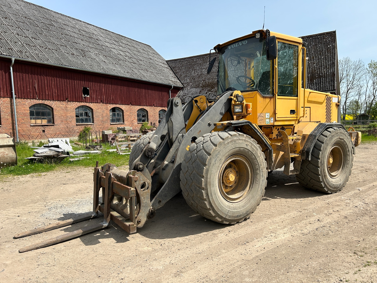 Volvo L70D - Натоварувач на тркала: слика 1 Volvo L70D - Натоварувач на тркала: слика 1