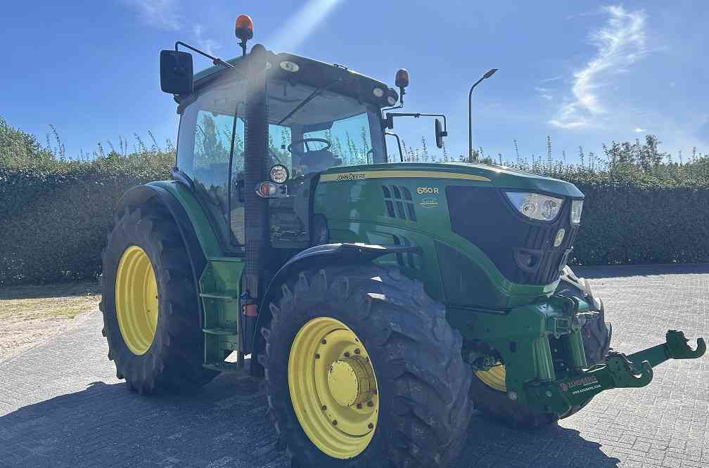 John Deere 6.150R 6150R powerquad - Трактор: слика 4 John Deere 6.150R 6150R powerquad - Трактор: слика 4