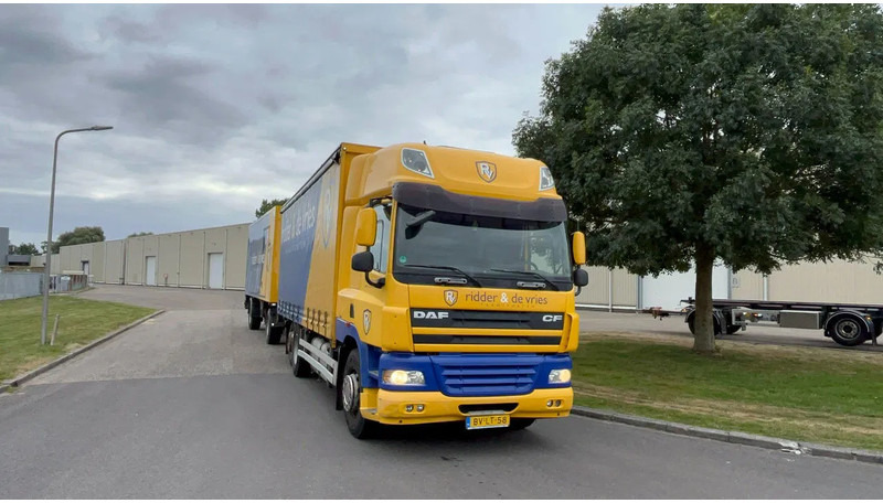 DAF CF 85.410 Schuifzijlen wagen 6x2 Daf CF85 - Камион сандучар: слика 2 DAF CF 85.410 Schuifzijlen wagen 6x2 Daf CF85 - Камион сандучар: слика 2
