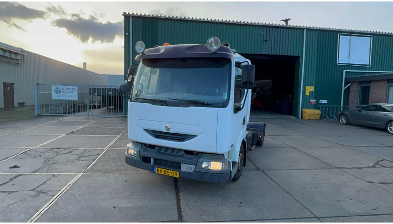 Renault Midlum Renault Midlum - Камион влекач: слика 3 Renault Midlum Renault Midlum - Камион влекач: слика 3